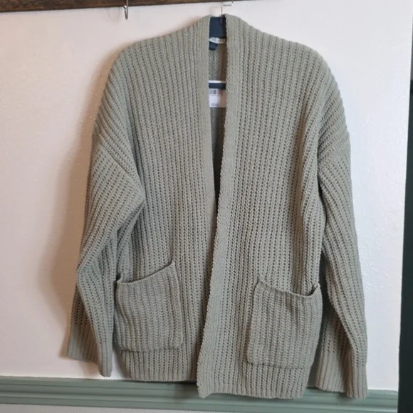 American Eagle Outfitters Sage Green Cardigan Sweater Large - Picture 4 of 12